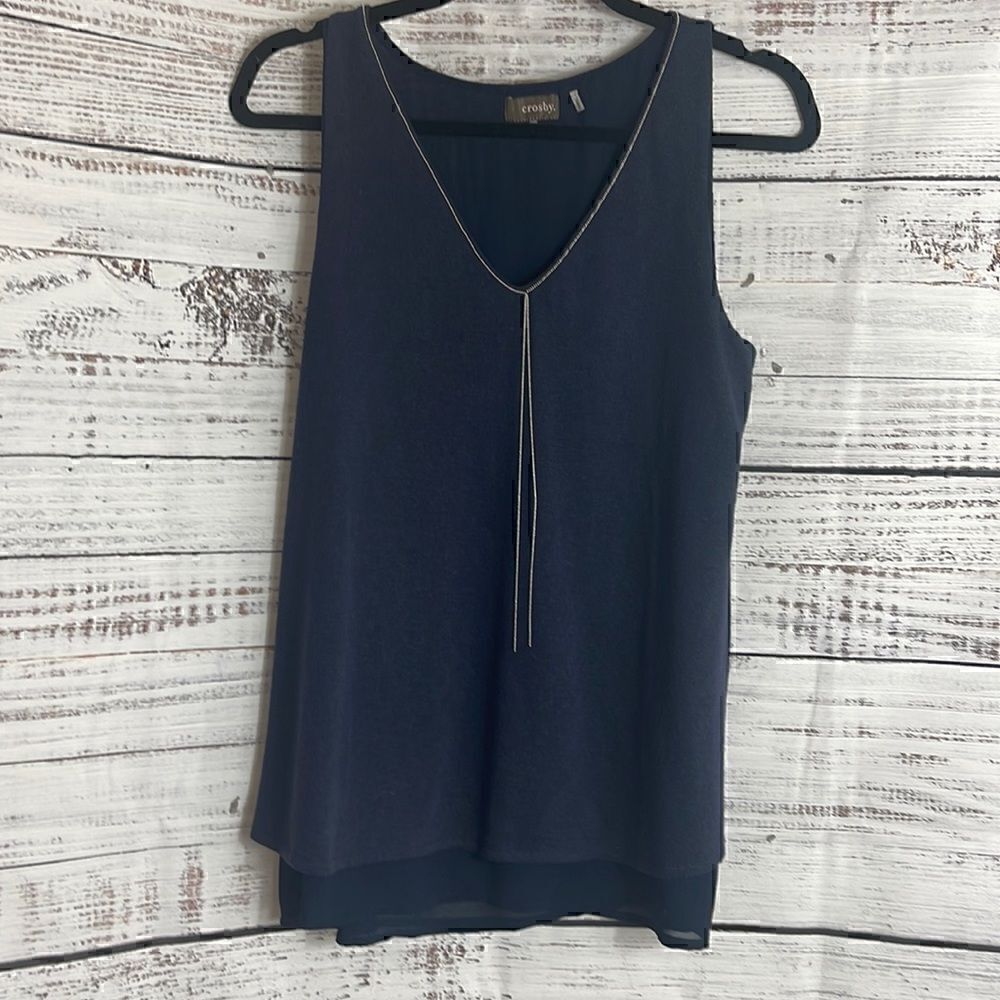 Crosby by Mollie Bruch Top Womens Large V Neck layered sleeveless embellished